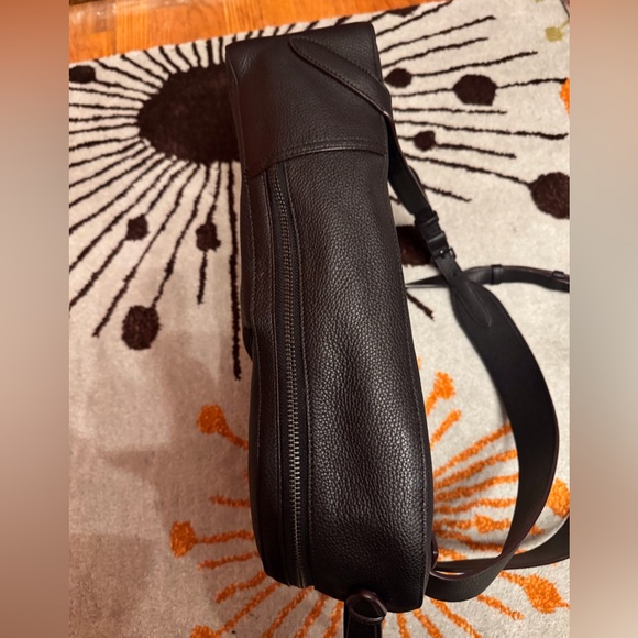 Coach Metropolitan Soft Backpack Black - Picture 4 of 16